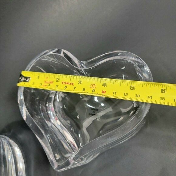 2 Vintage  Heart Shape Glass Candy Valentines Dish - Made in Poland 3" x 5.5" - Picture 10 of 12